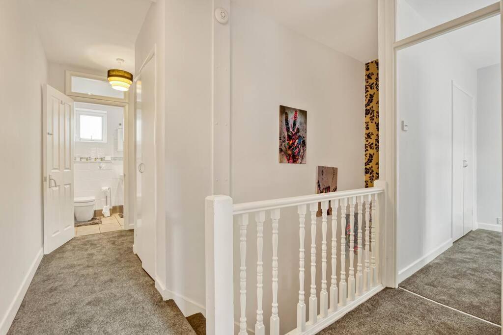 Lovely 3-Bed Clapham Common Лондон Экстерьер фото