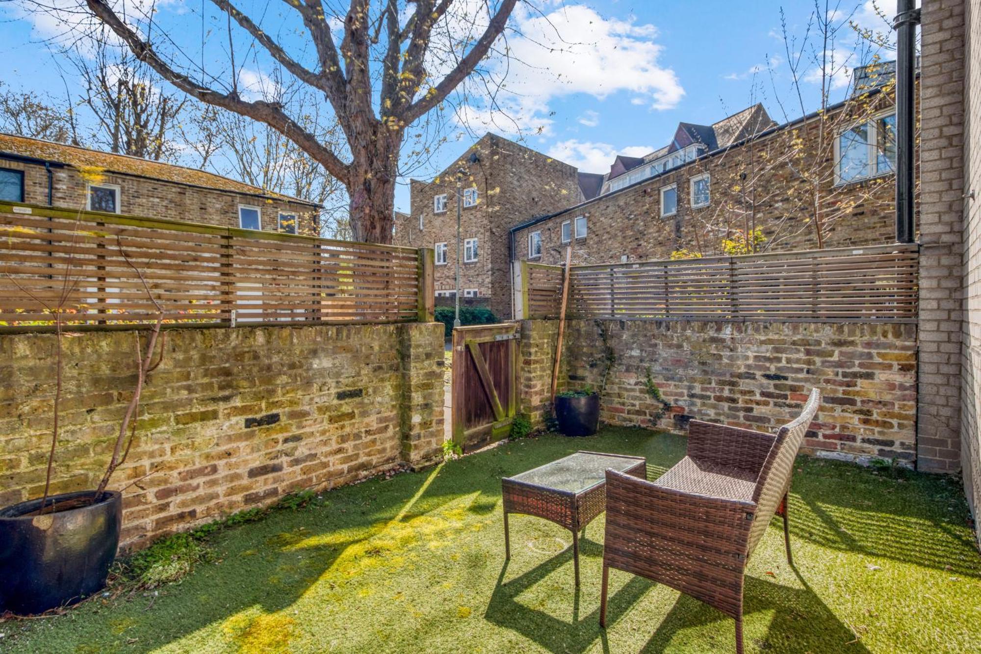Lovely 3-Bed Clapham Common Лондон Экстерьер фото